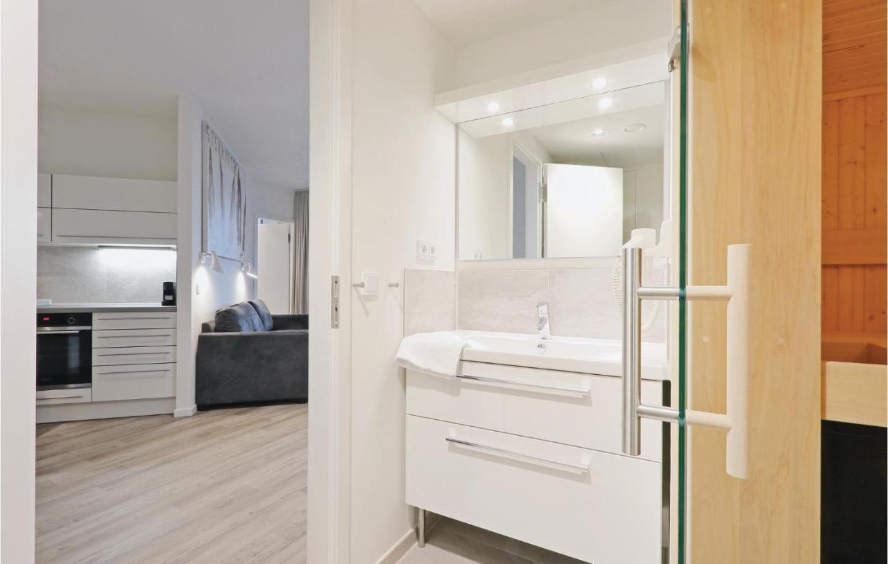 Nice Apartment In Luebeck Travemuende With Kitchen 外观 照片